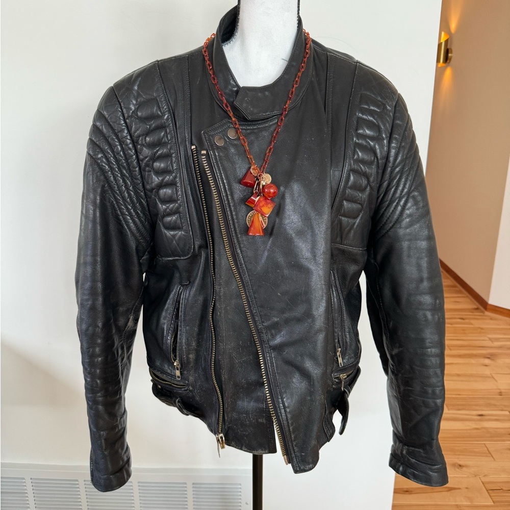Black, painted back- leather motorcycle jacket - Picture 3 of 10